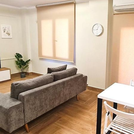 2V1 - Center Apartment 4 Tiranë Luaran gambar
